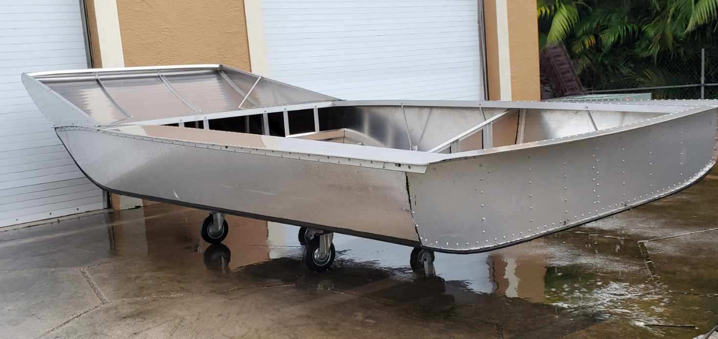 Hulls Wardaddy Airboats